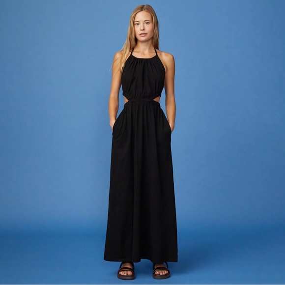 ♻️DONATED DEC. 2023♻️ 
Monrow NWT black cut out halter dress size small - Picture 1 of 6